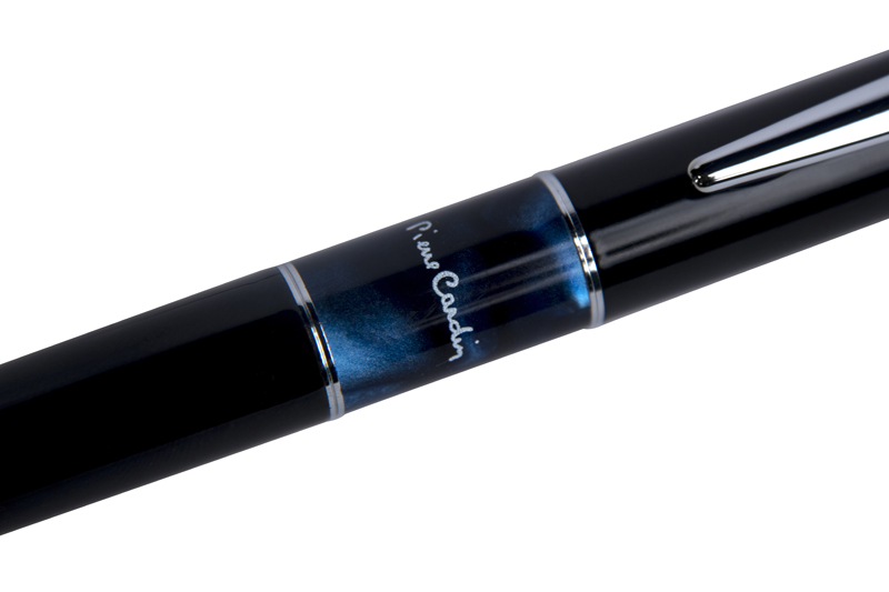 Набор: ручка перьевая + флакон чернил синего цвета PIERRE CARDIN PS3400blue